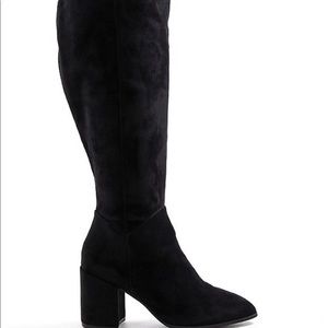 Torrid knee heel boots